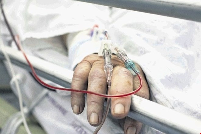 Kdo vse se je podpisal pod peticijo za evtanazijo?