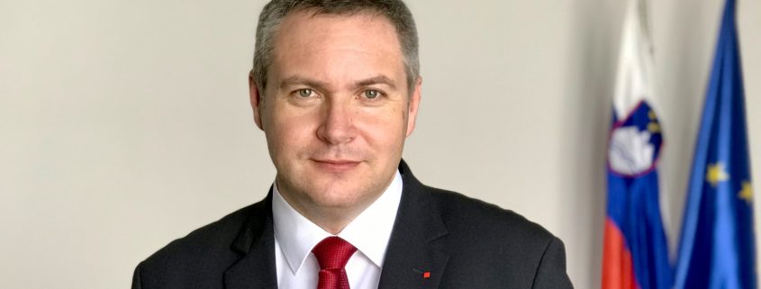 Odgovor predsednika stranke SD mag. Dejana Židana na javno pismo/peticijo Srebrne niti 