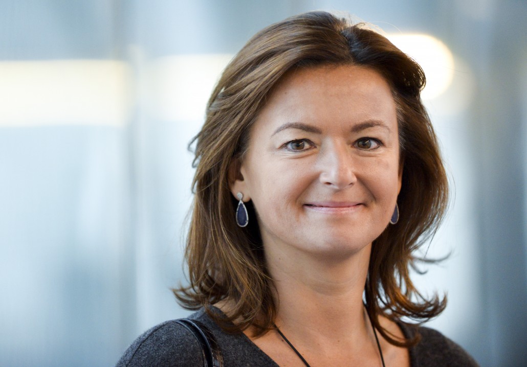 Odgovor gospe Fajon Srebrna nit - Pomoč pri črpanju EU sredstev in ohranjanju socialne države